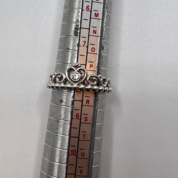 Pandora Princess Tiara ring - Picture 4 of 5